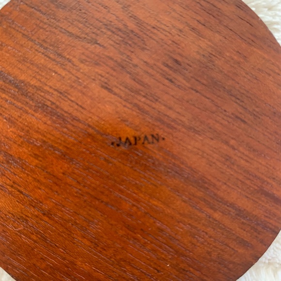 Small round wooden coasters Set of 8 - Picture 4 of 5